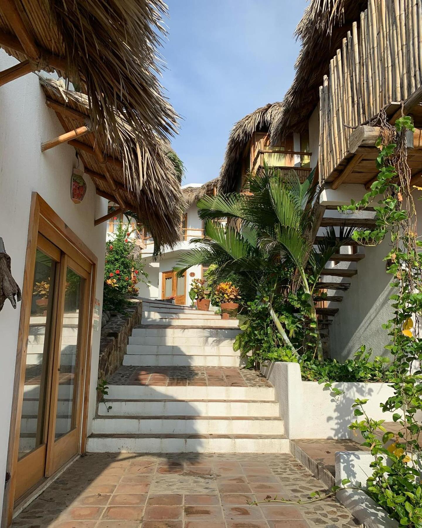 Hotel El Risco Cuatunalco Bagian luar foto